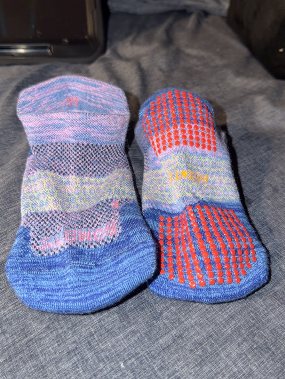 Little boys BOMBAS Non-Slip Low-Cut Socks in Blue and Purple